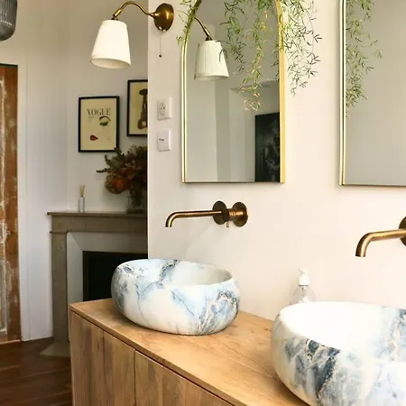 Grande Maison De Charme Avec Jardin *