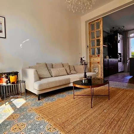 Grande Maison De Charme Avec Jardin *