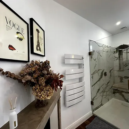 Nyaraló Grande Maison De Charme Avec Jardin *