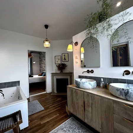 Grande Maison De Charme Avec Jardin Vakantiehuis *