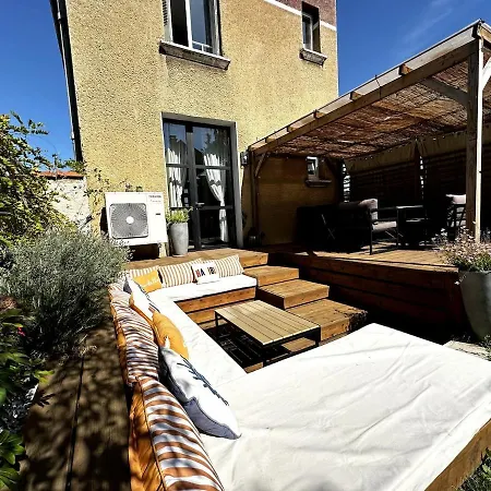 Grande Maison De Charme Avec Jardin Holiday home