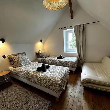 Nyaraló Grande Maison De Charme Avec Jardin Reims
