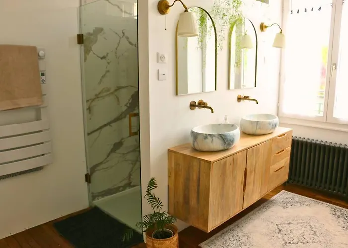 Holiday home Grande Maison De Charme Avec Jardin