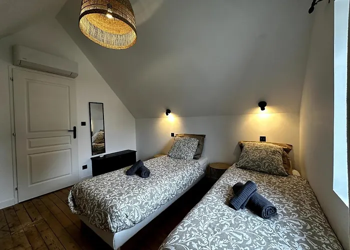 Holiday home Grande Maison De Charme Avec Jardin