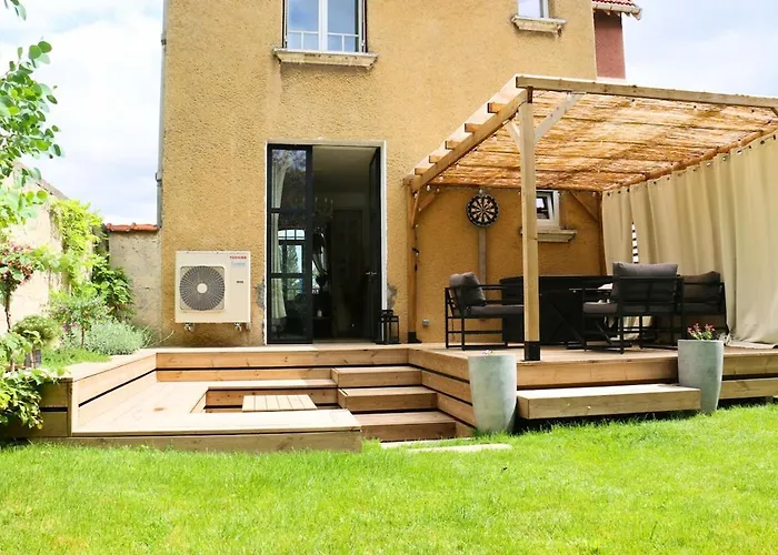 Grande Maison De Charme Avec Jardin * Reims