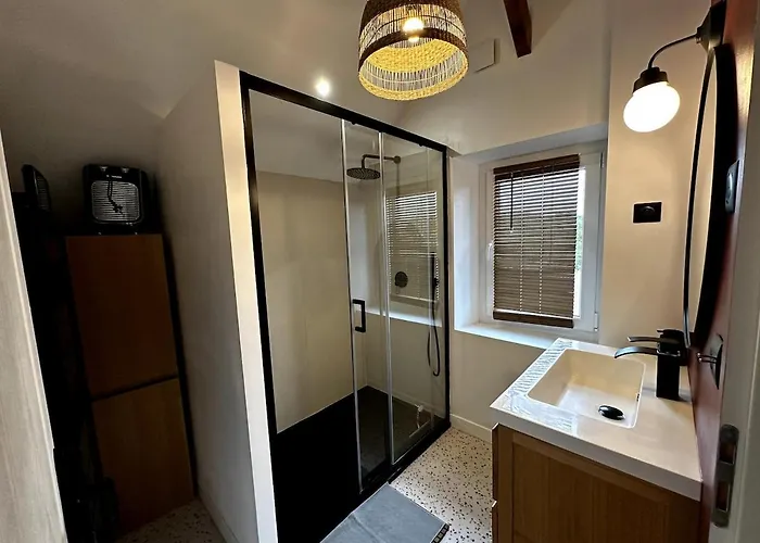 Grande Maison De Charme Avec Jardin Holiday home Reims