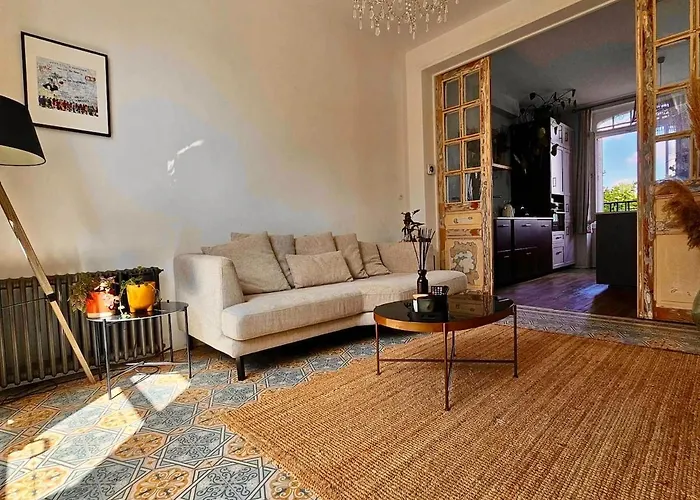 Grande Maison De Charme Avec Jardin Reims